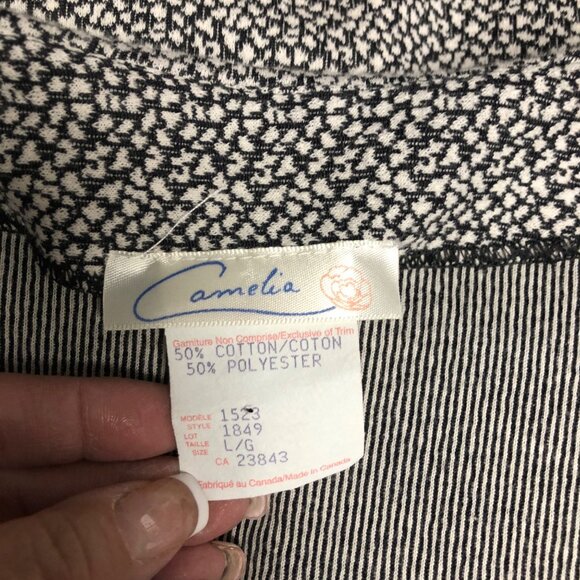 Camelia Button-Up Cardigan Womens Large Black White Knit Jacket Pockets Vintage - Picture 5 of 8